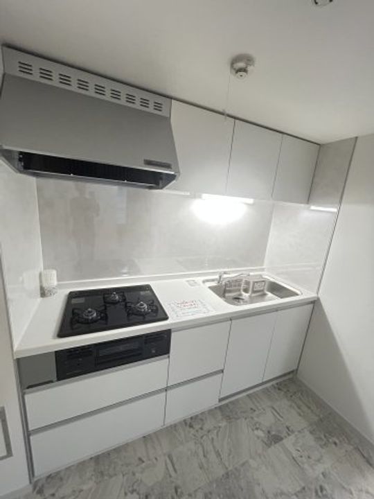 兵庫県神戸市中央区熊内町1丁目(マンション)の賃貸物件のキッチン