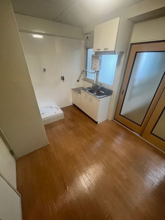 兵庫県神戸市兵庫区荒田町1丁目(マンション)の賃貸物件の居間