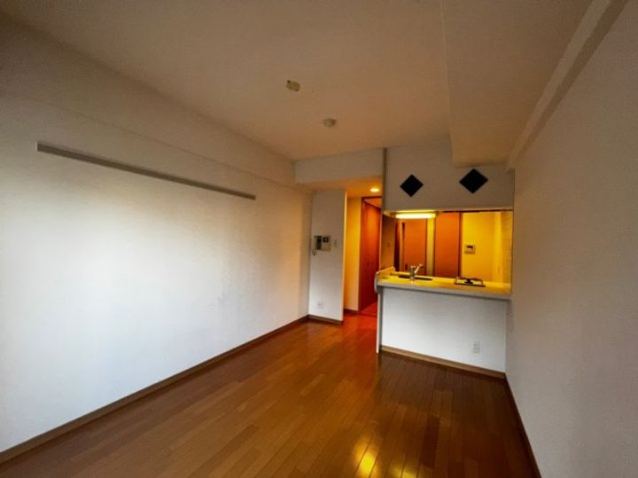 プレサンス東本町Vol.2の居間