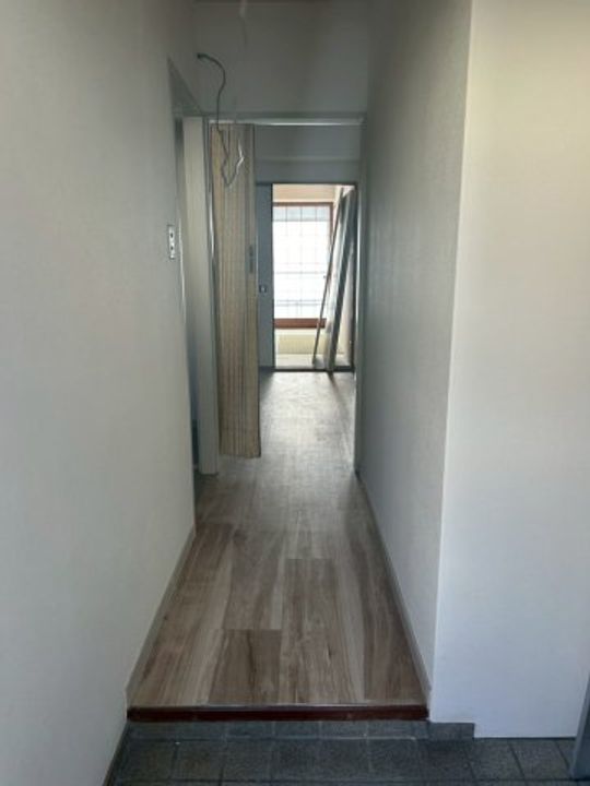 サンロイヤル霞ケ丘の玄関