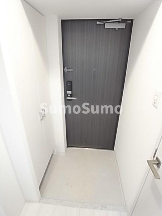 兵庫県神戸市中央区磯上通6丁目(マンション)の賃貸物件の玄関