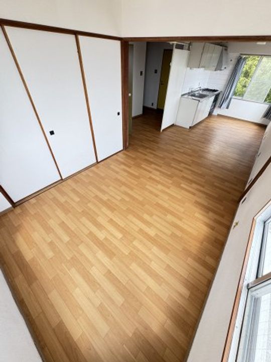 兵庫県神戸市中央区神仙寺通1丁目(マンション)の賃貸物件の居間