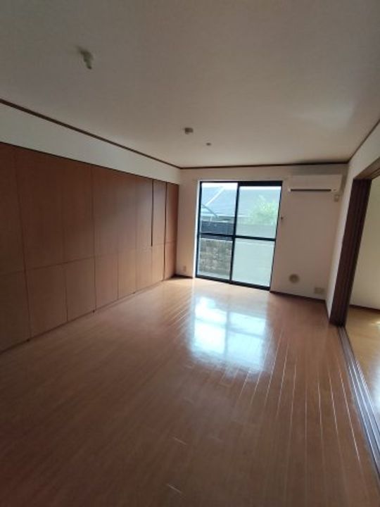 兵庫県神戸市灘区高徳町4丁目(マンション)の賃貸物件の寝室
