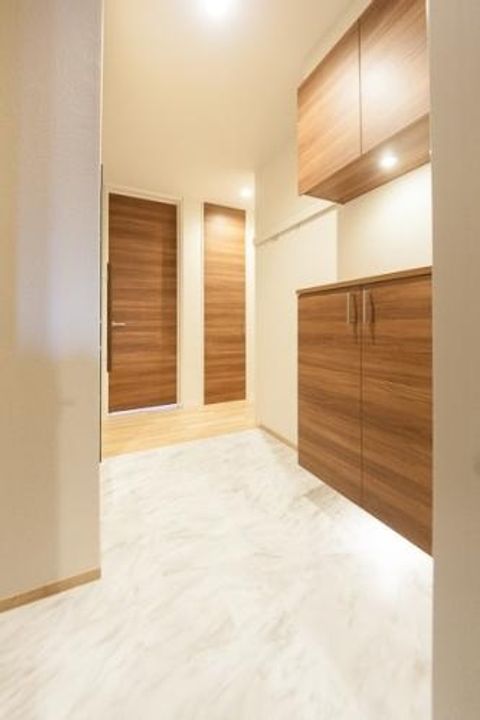 サンソレイユ紀文の玄関