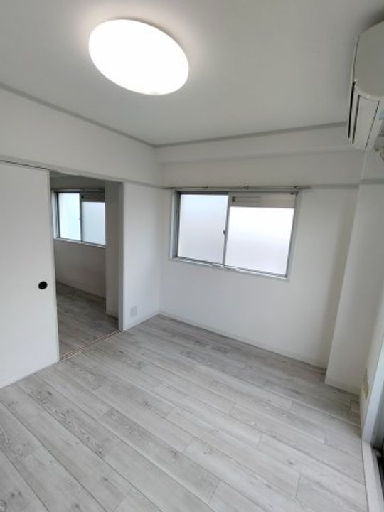 兵庫県神戸市灘区千旦通3丁目(マンション)の賃貸物件の居間