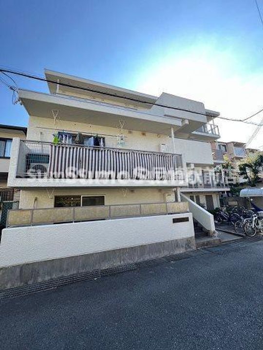 兵庫県尼崎市塚口町1丁目(アパート)の賃貸物件の外観
