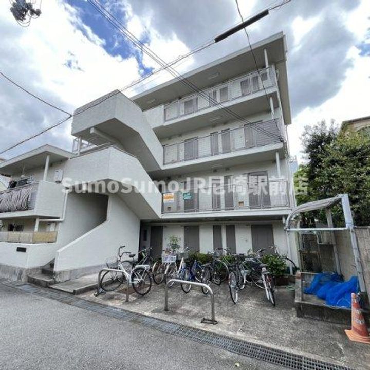 兵庫県尼崎市塚口町1丁目(アパート)の賃貸物件の外観