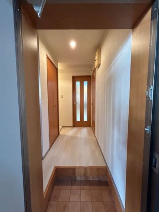 兵庫県神戸市須磨区若木町1丁目(マンション)の賃貸物件の玄関