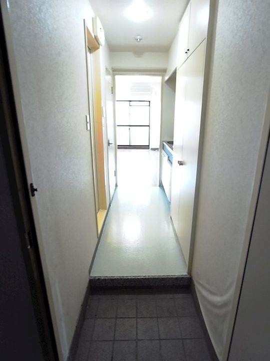 兵庫県西宮市櫨塚町(マンション)の賃貸物件の玄関
