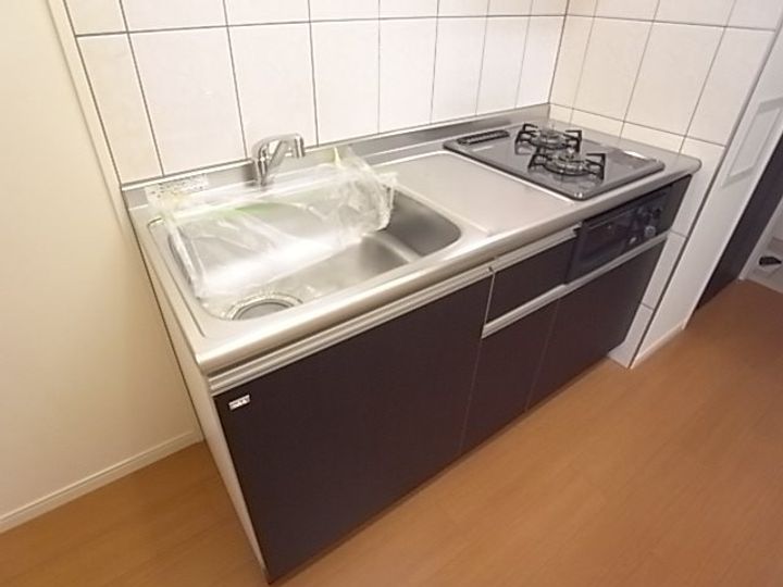 兵庫県神戸市中央区加納町4丁目(マンション)の賃貸物件のキッチン