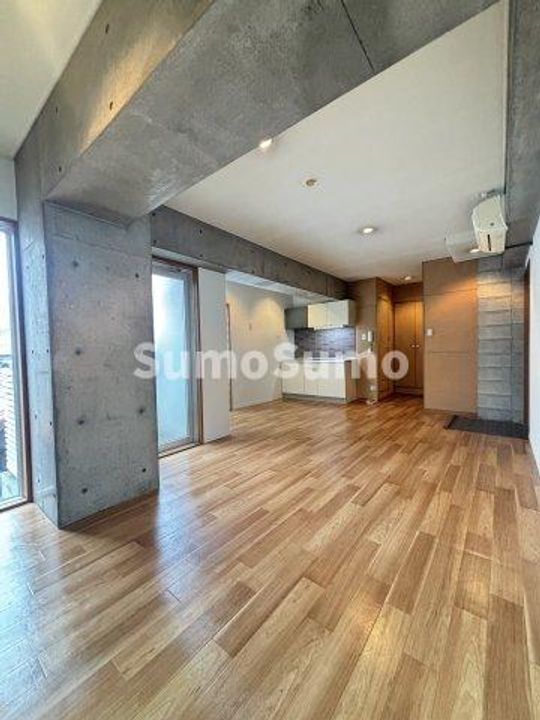 ソレイユ京町堀の居間