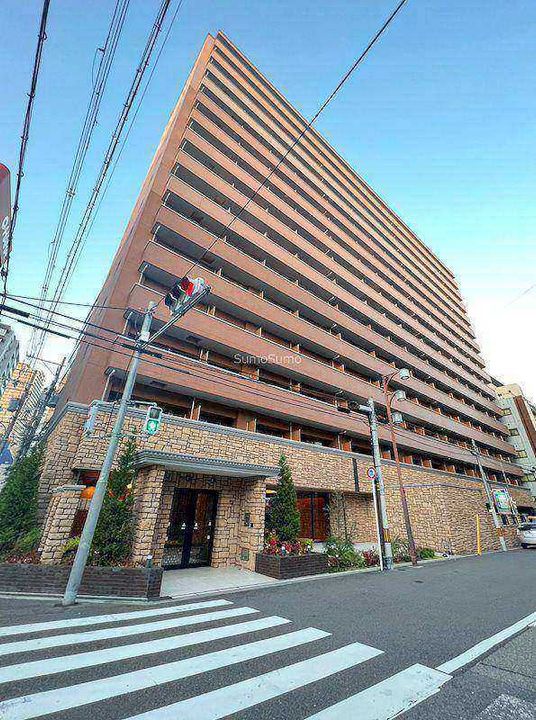グランカーサ難波元町の外観