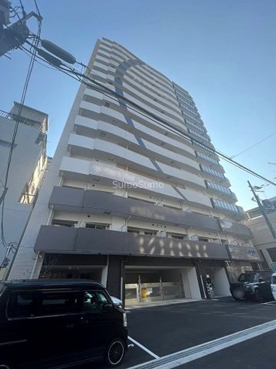 セレニテ本町東リアンの外観