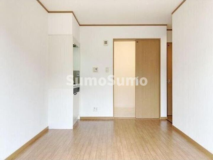 兵庫県神戸市東灘区本山北町5丁目(アパート)の賃貸物件の居間