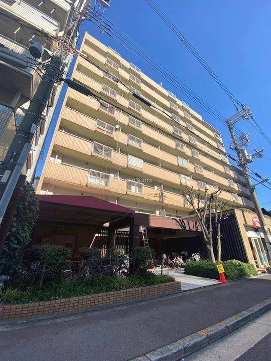 アーデンコート西長堀の外観