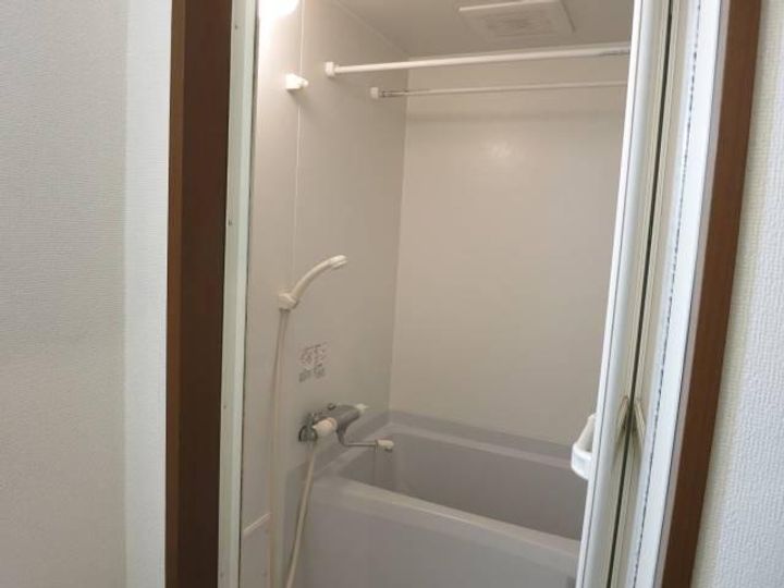 ソフィア学芸大学の風呂