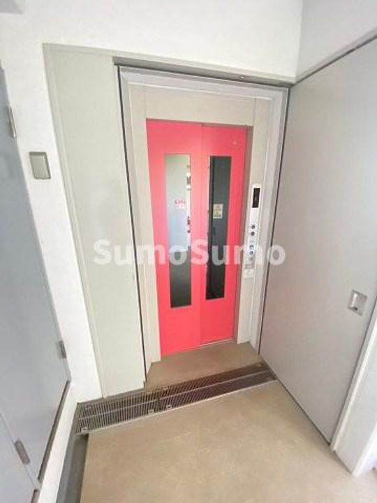 兵庫県西宮市古川町(マンション)の賃貸物件の外観