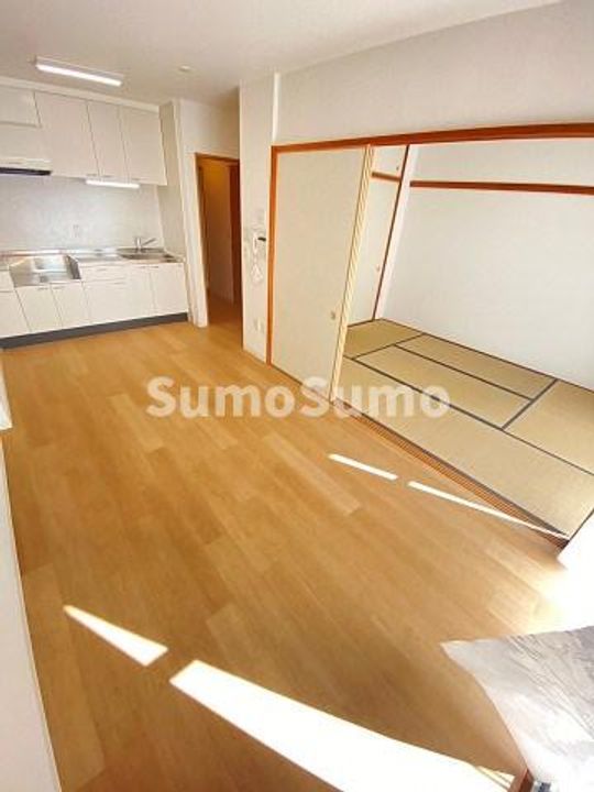 兵庫県西宮市古川町(マンション)の賃貸物件の居間