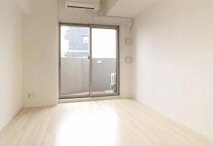 エスリード難波レジデンスの寝室