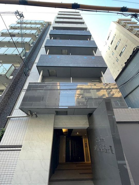 ファーストフィオーレ心斎橋イーストⅢの外観