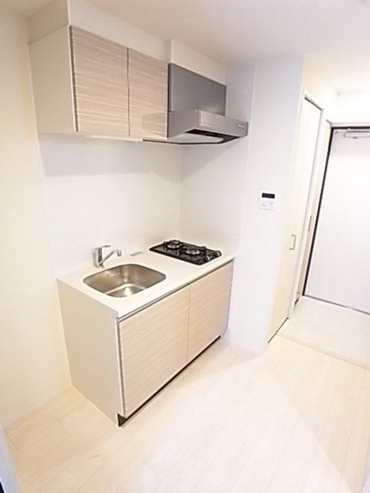 兵庫県神戸市中央区下山手通8丁目(マンション)の賃貸物件のキッチン