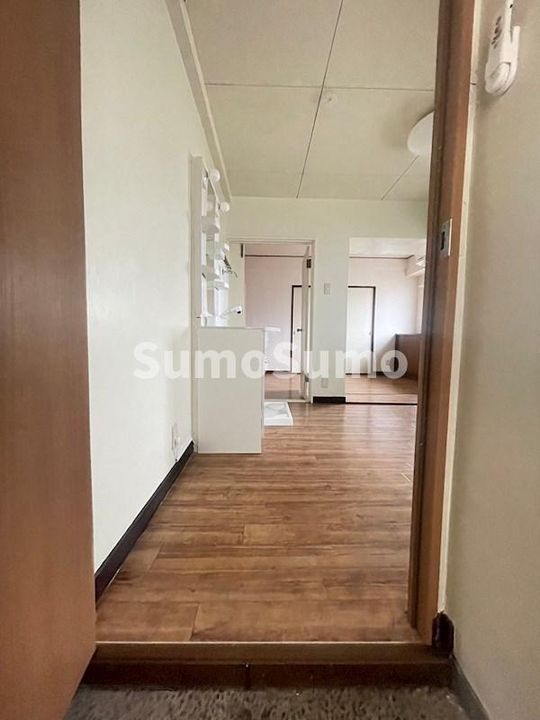 赤浦マンションの玄関