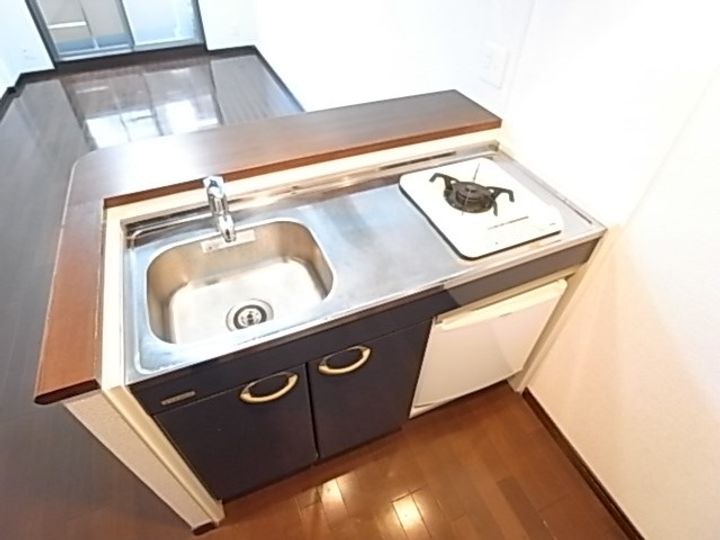 アスヴェルみなと元町OCEAN FRONTのキッチン