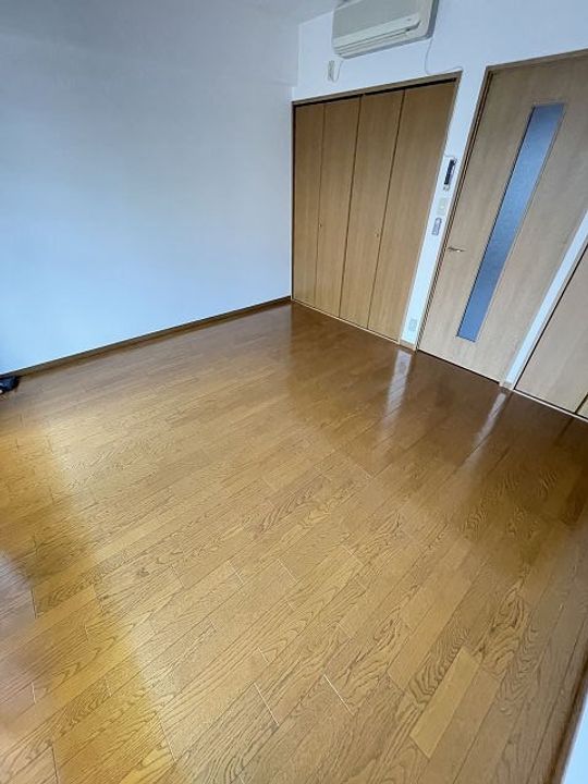 兵庫県西宮市甲子園口2丁目(マンション)の賃貸物件の居間