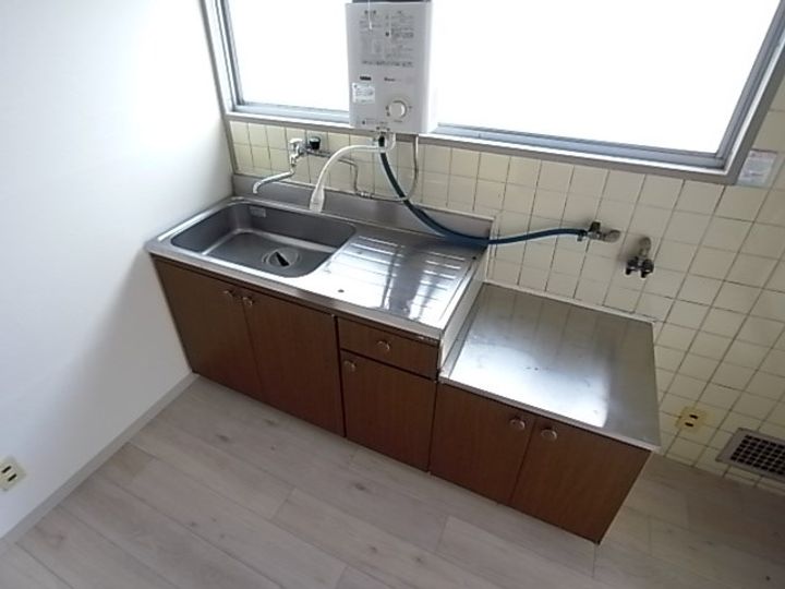 兵庫県西宮市城ケ堀町(マンション)の賃貸物件のキッチン