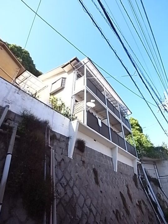 兵庫県神戸市灘区城の下通3丁目(アパート)の賃貸物件の外観