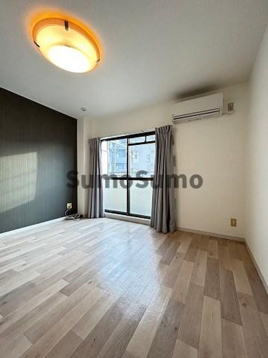 エクセレンス武庫之荘の居間