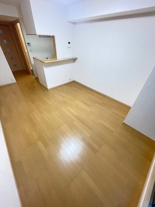 兵庫県神戸市中央区御幸通6丁目(マンション)の賃貸物件の居間