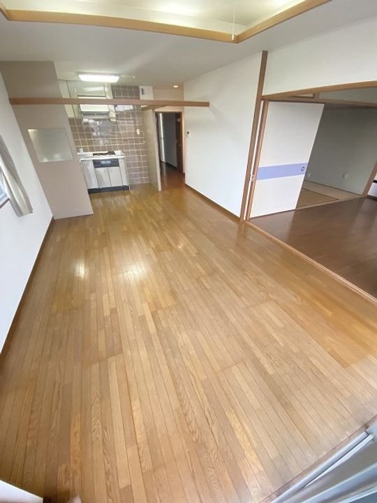 兵庫県西宮市西平町(アパート)の賃貸物件の居間