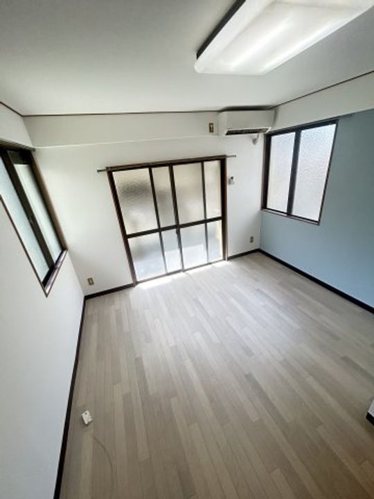 兵庫県神戸市灘区篠原中町4丁目(マンション)の賃貸物件の居間