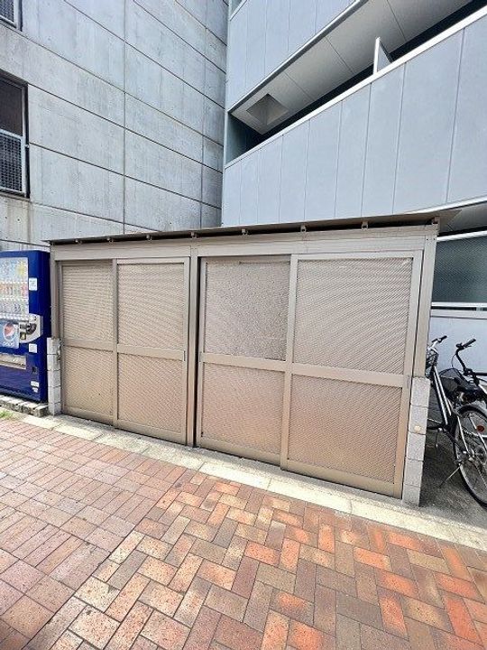 兵庫県尼崎市建家町(マンション)の賃貸物件の外観