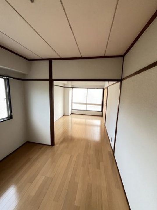 兵庫県神戸市東灘区御影山手5丁目(マンション)の賃貸物件の居間