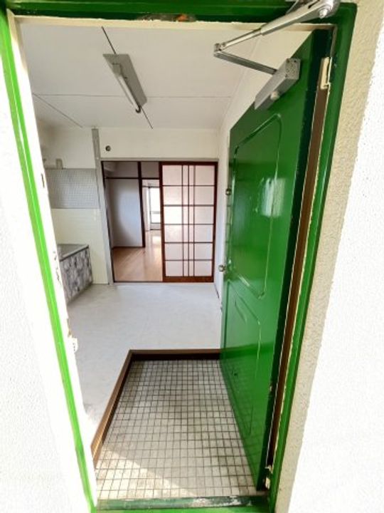兵庫県神戸市東灘区御影山手5丁目(マンション)の賃貸物件の玄関