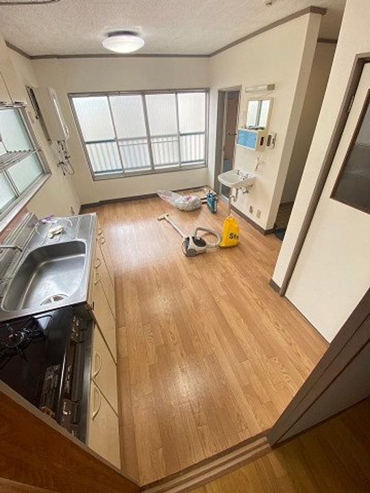 兵庫県西宮市高松町(アパート)の賃貸物件の居間
