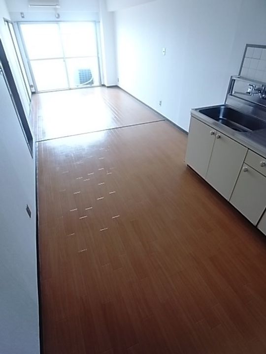 兵庫県西宮市上甲子園1丁目(マンション)の賃貸物件の居間