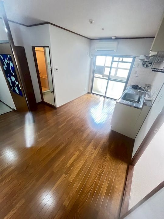 兵庫県神戸市東灘区甲南町3丁目(マンション)の賃貸物件の居間