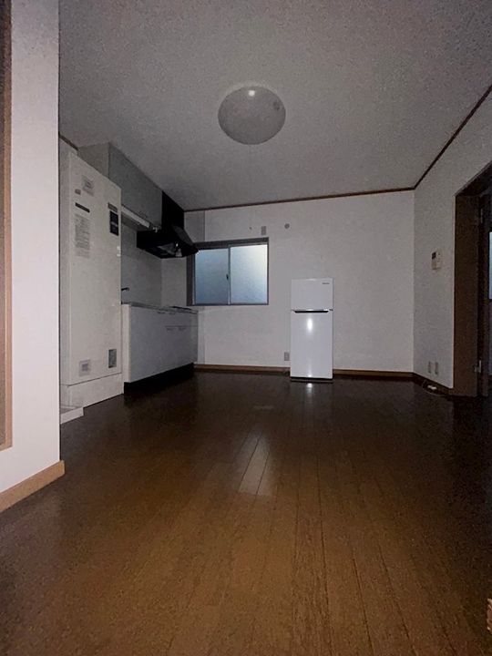 兵庫県神戸市中央区中山手通7丁目(アパート)の賃貸物件の居間