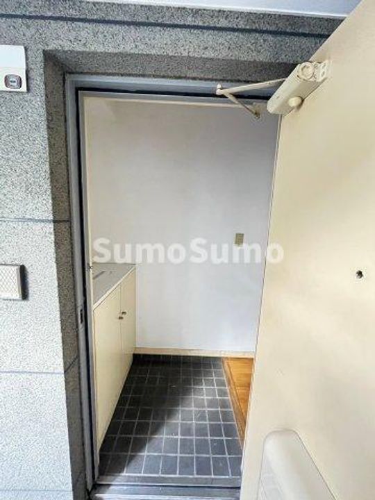 チェリーコートの玄関