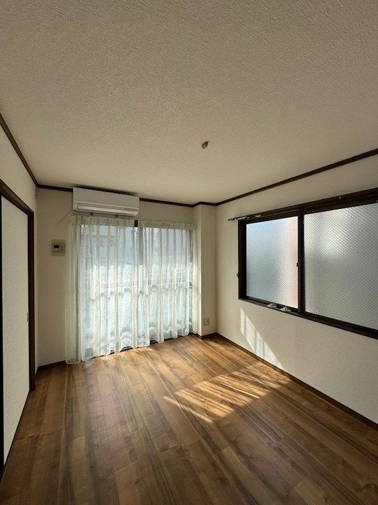 兵庫県神戸市須磨区戸政町3丁目(マンション)の賃貸物件の居間
