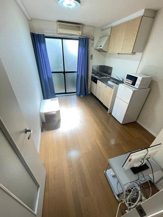 兵庫県西宮市中屋町(アパート)の賃貸物件の居間