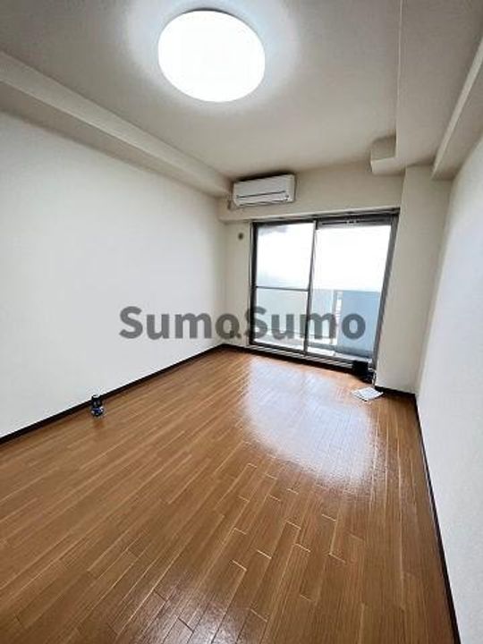 兵庫県尼崎市塚口町1丁目(マンション)の賃貸物件の居間