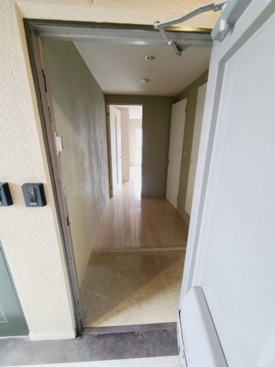 兵庫県西宮市門戸荘(マンション)の賃貸物件の玄関