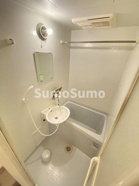 レオパレス秀の風呂