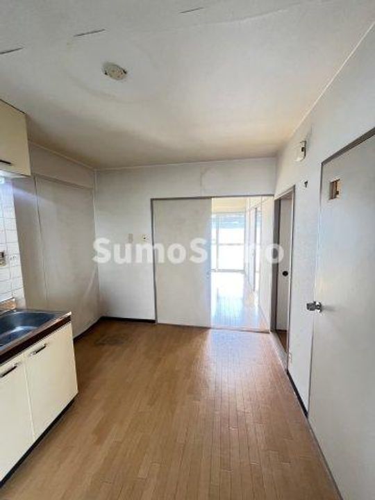 兵庫県神戸市東灘区岡本9丁目(マンション)の賃貸物件の居間