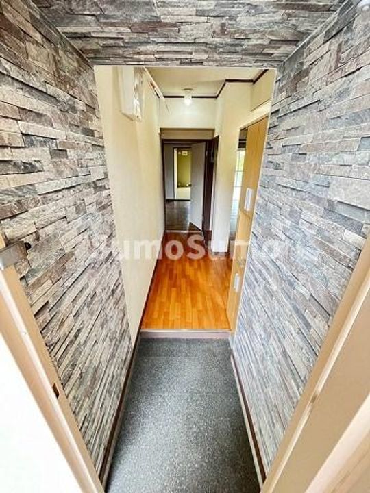 東朋第一マンションの玄関