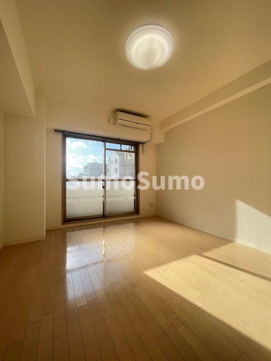 兵庫県神戸市長田区北町1丁目(マンション)の賃貸物件の居間